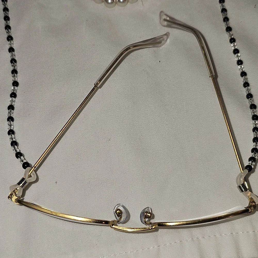 Curly Black (gray) Wig with Pink Hair Rollers, Eyeglasses, Necklace NWOT - Picture 12 of 15